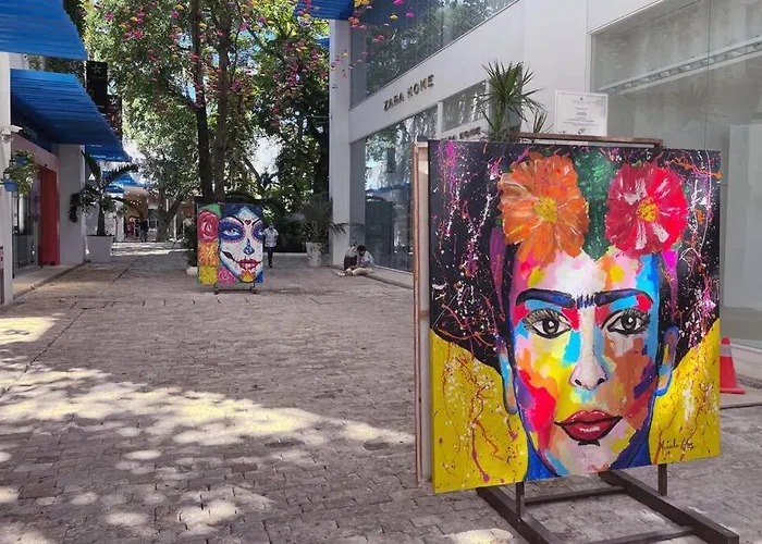 Downtown With Rooftop Pool - Walk To 5th Ave & The Playa del Carmen