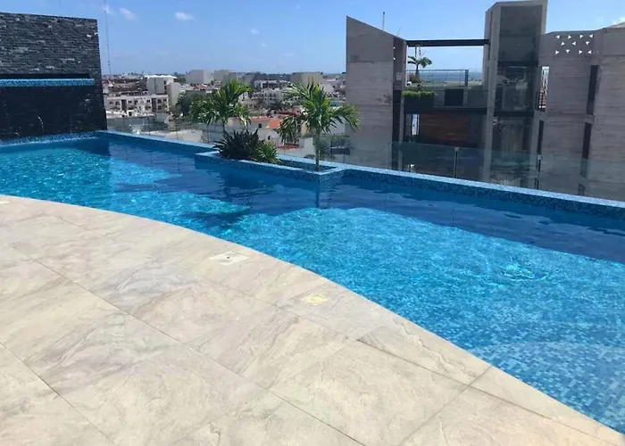 Downtown With Rooftop Pool - Walk To 5th Ave & The Playa del Carmen